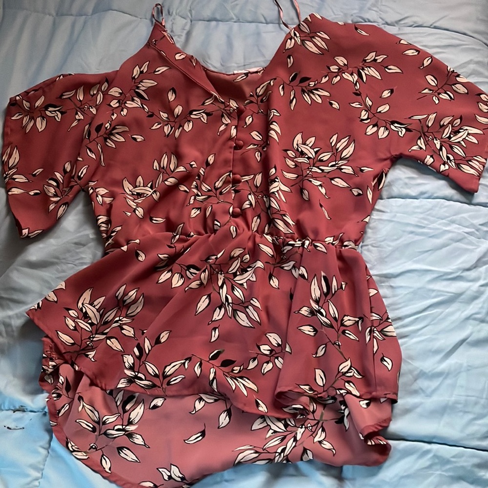 Floral button down blouse size S